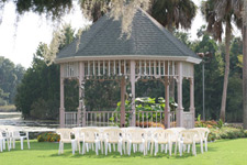 Plantation on Crystal River Gazebo Wedding